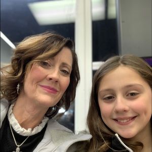 Meet your Posher, Lisa